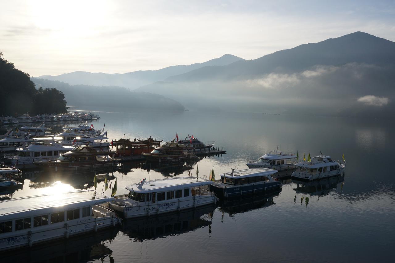 Sun Moon Lake Teachers' Hostel Yuchi Extérieur photo